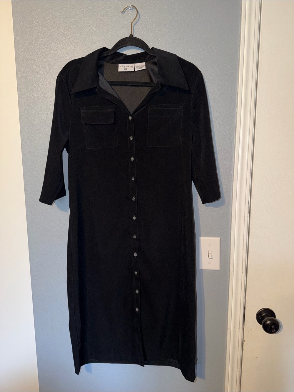 kathy ireland Black Button-Front Midi Shirt Dress